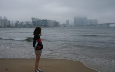 Une touriste en hiver